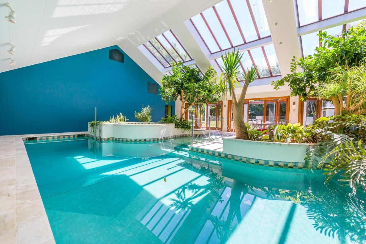 Bond Estate Luxury Accommodation Christchurch Buitenkant foto