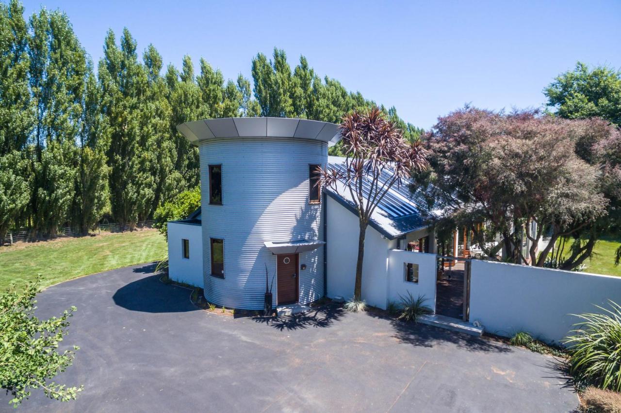 Bond Estate Luxury Accommodation Christchurch Buitenkant foto