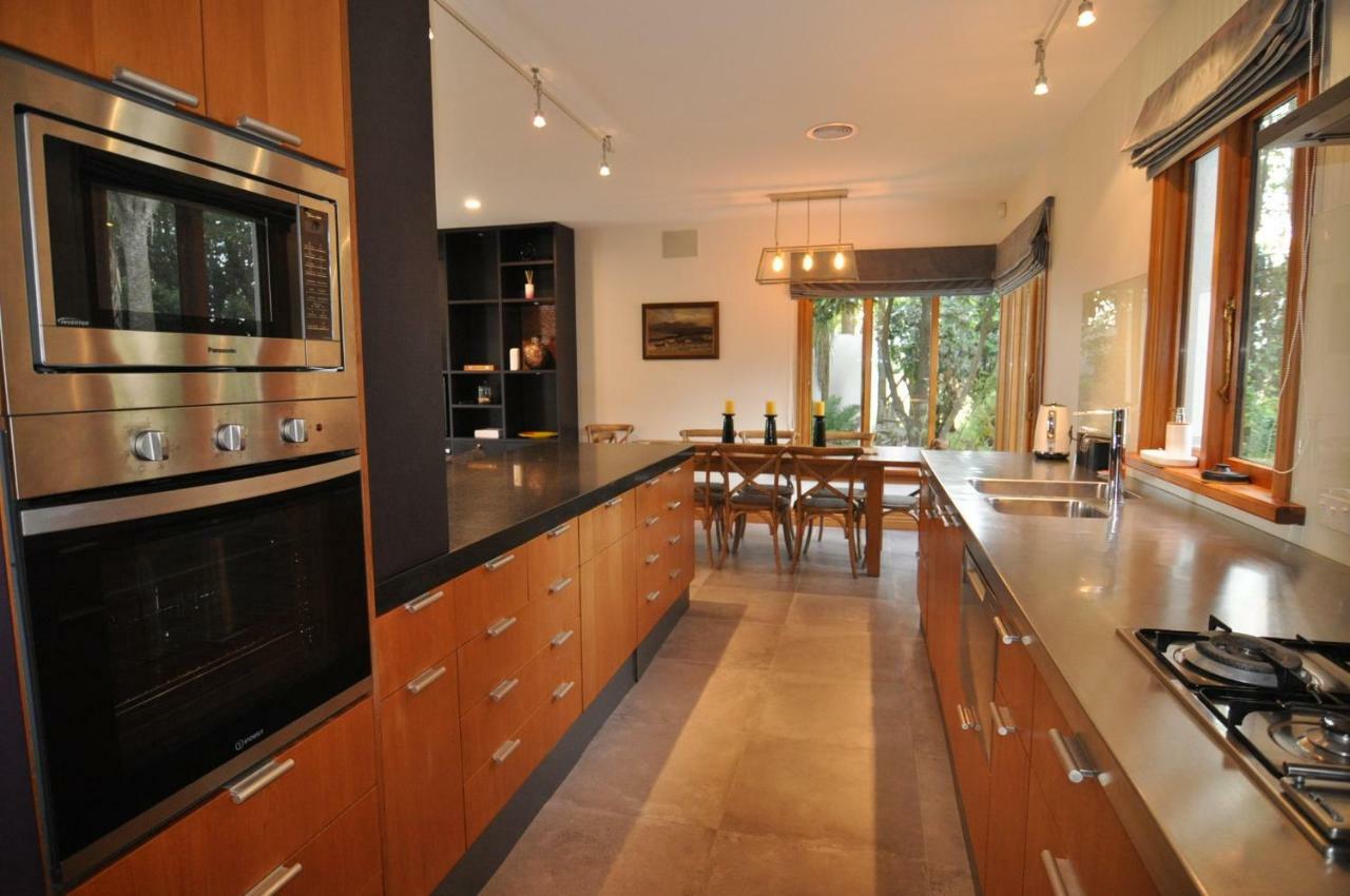Bond Estate Luxury Accommodation Christchurch Buitenkant foto